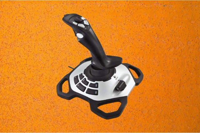 ロジクールのフライトスティック：使いやすさと性能（型番：Extreme 3D Pro / 963290-0403）